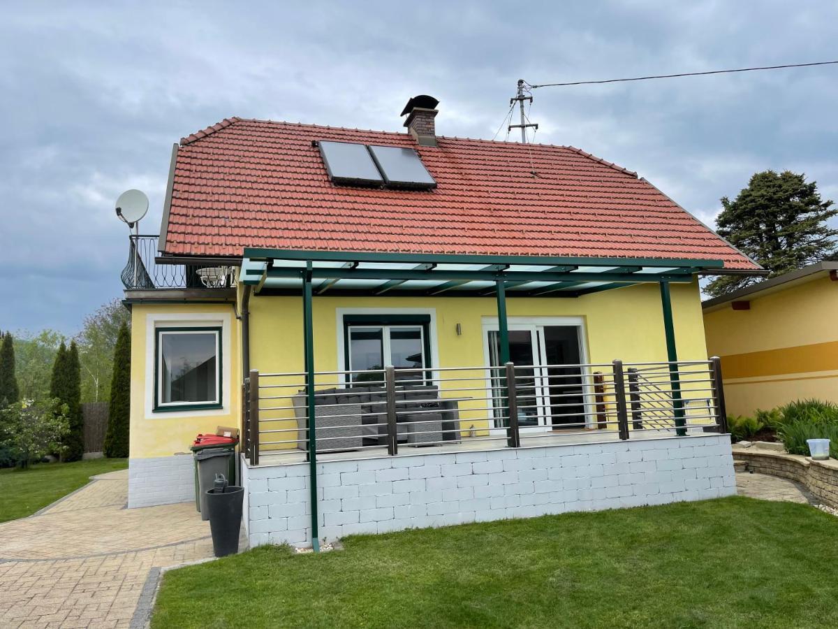 Apartment Schlossbergblick Griffen Экстерьер фото