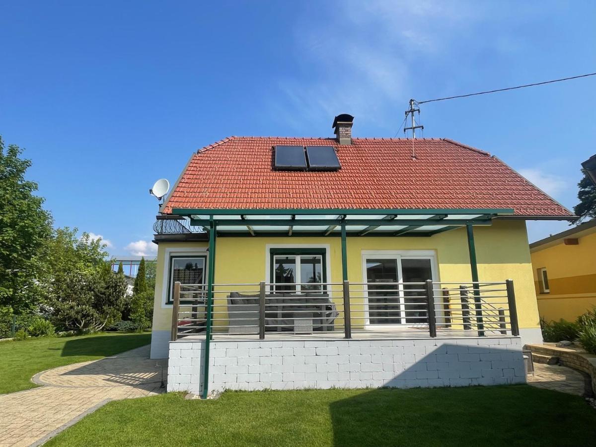 Apartment Schlossbergblick Griffen Экстерьер фото